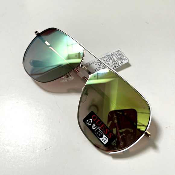 New Original GUESS Double Bridge Aviator Sunglasses GO00064 Mirror Iridescent - Picture 6 of 6